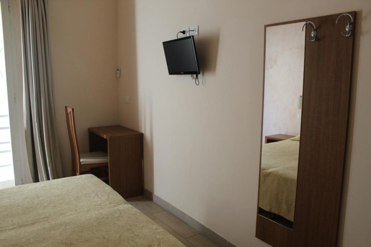 Hotel Adria Nuova 리미니 외부 사진